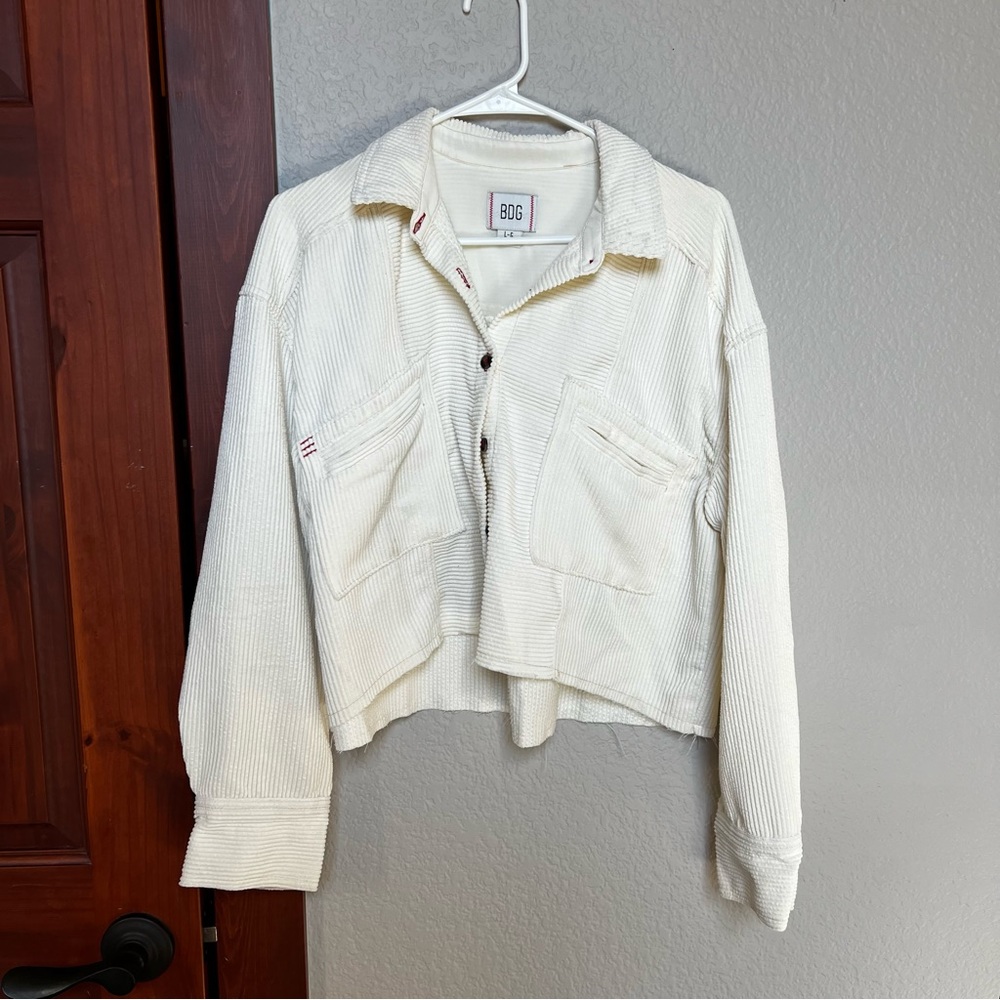 [SOLD] Cropped Cream BDG Corduroy Jacket